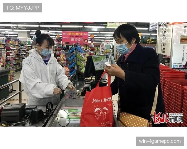 陈一冰推着菜车，名表露在塑料袋里，收银员差点笑出声